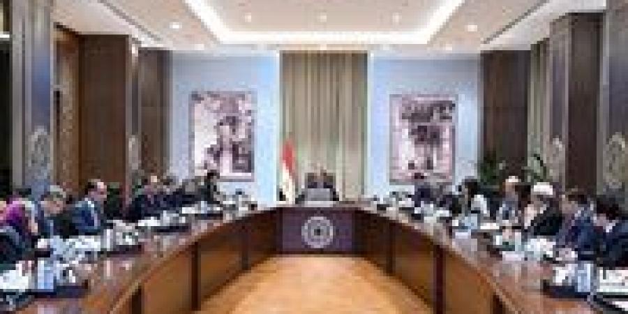 «حياة
      كريمة»
      على
      طاولة
      اجتماع
      الحكومة..مدبولي
      يتابع
      تنفيذ
      المبادرة
      الرئاسية
      لتطوير
      الريف
      المصري - تكنو بلس
