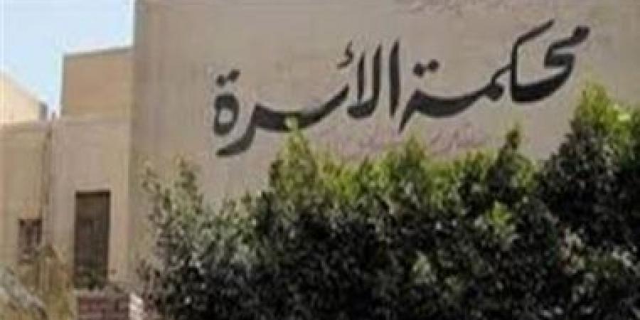زوجة تلاحق زوجها بدعوى طلاق للضرر لرفضه منحها مبلغ 250 ألف جنيه نفقات