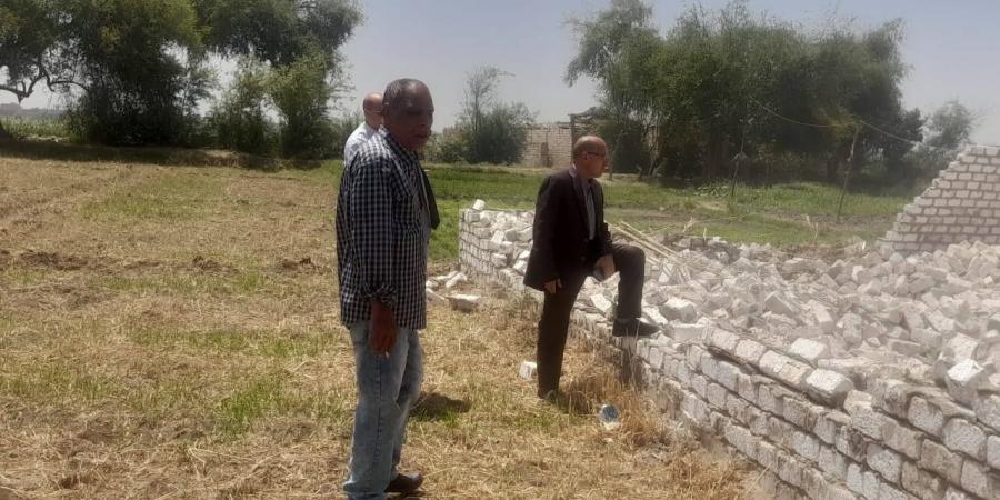 "زراعة سوهاج" تشارك فى الموجة الـ26 لإزالة التعديات على الأراضي الزراعية وأملاك الدولة