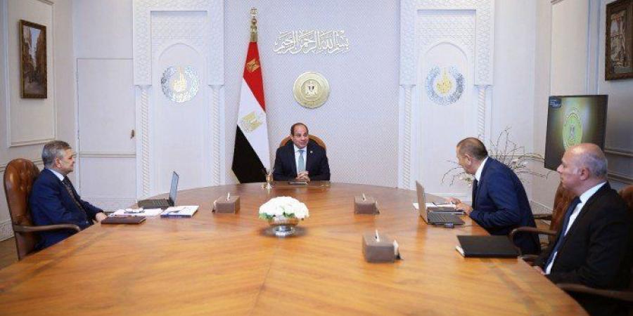 الرئيس
      المصري
      يجتمع
      مع
      رئيس
      هيئة
      قناة
      السويس
      ورئيس
      شركة
      ترسانة
      جنوب
      البحر
      الأحمر - تكنو بلس