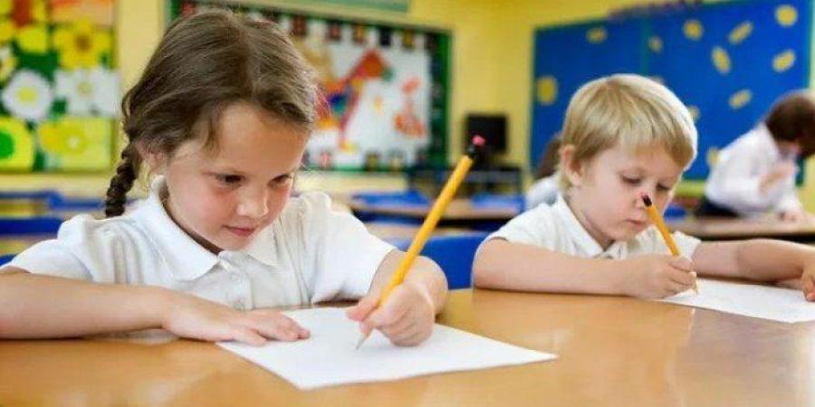 هل
      استخدام
      اليد
      اليسرى
      يرتبط
      بزيادة
      خطر
      الاضطرابات
      العصبية؟
      دراسة
      حديثة
      تجيب - تكنو بلس