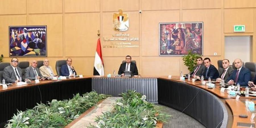 وزير
      الإسكان
      يتابع
      مشروع
      تطوير
      موقع
      التجلي
      الأعظم
      بسانت
      كاترين
      في
      سيناء - تكنو بلس
