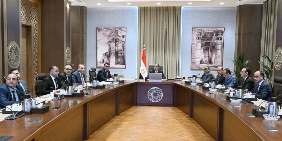 مدبولى
يتابع
إجراءات
طرح
إدارة
وتشغيل
مشروع
"حدائق
تلال
الفسطاط" - تكنو بلس