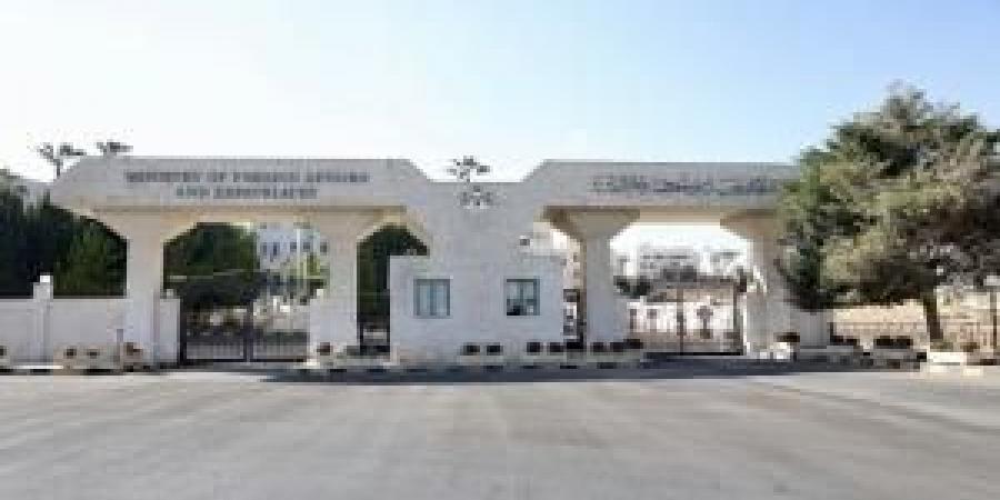 الأردن
      يرحب
      بإعلان
      ترمب
      رفع
      العقوبات
      عن
      سوريا - تكنو بلس