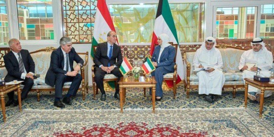 الكويت..
      وزيرة
      المالية
      تبحث
      مع
      نائب
      رئيس
      الوزراء
      ووزير
      المالية
      في
      طاجيكستان
      تعزيز
      العلاقات
      الاقتصادية - تكنو بلس