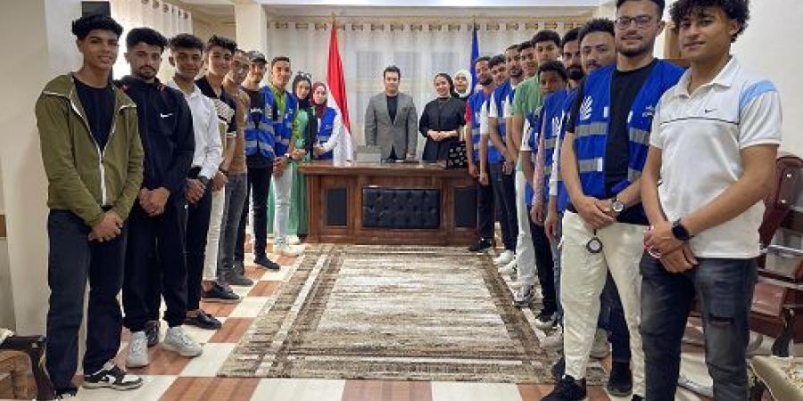الدكتور
محمد
فوزي
يكرم
"شباب
بحري"
في
دوري
الكيانات
الشبابية - تكنو بلس
