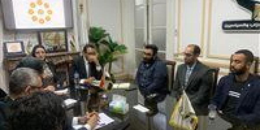 "بين
      بداية
      الرئاسية..
      وبداية
      الصحية"..
      تنسيقية
      شباب
      الأحزاب
      تواجه
      العنف
      وتدعم
      الأسرة
      المصرية - تكنو بلس