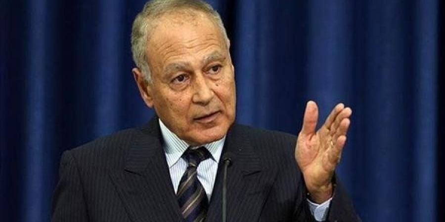 أبو
      الغيط
      يشيد
      بقرار
      ترامب
      رفع
      العقوبات
      عن
      سوريا - تكنو بلس
