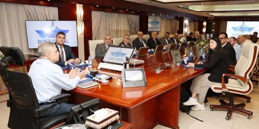 أسامة
ربيع
يدعو
ميرسك
للعودة
التدريجية
لقناة
السويس - تكنو بلس