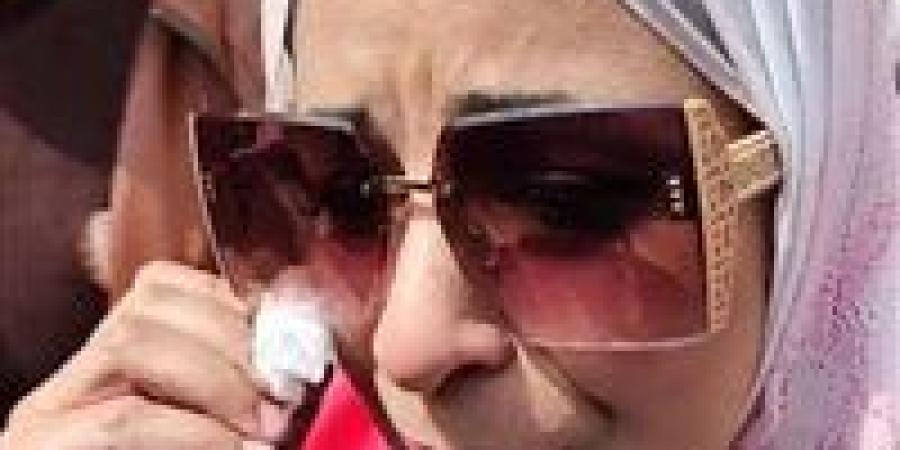 لم
      تراعِ
      الأعراف
      والقيم..
      ننشر
      حيثيات
      الحكم
      على
      طبيبة
      كفر
      الدوار - تكنو بلس