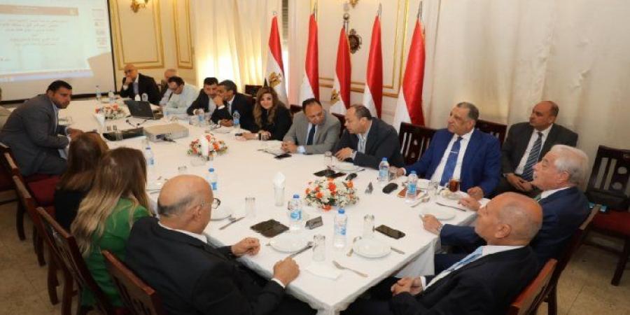 لإعادة
      «جروبي»
      إلى
      قلب
      القاهرة
      الخديوية:
      اجتماع
      رفيع
      المستوى
      لمتابعة
      التنفيذ - تكنو بلس