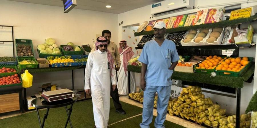بالصور.. تنفيذ جولات رقابية في أسواق رابغ استعدادًا لموسم الحج - تكنو بلس