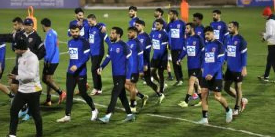 لاعبو
      الحسين
      يسيطرون
      على
      قائمة
      "النشامى"
      وغياب
      راتب
      و"صيصا"
      يثير
      التساؤلات - تكنو بلس