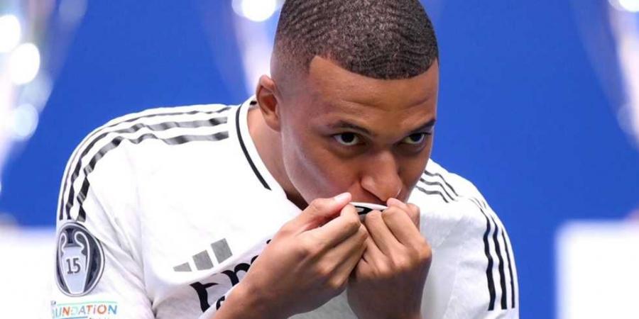 ريال
مدريد
يهزم
مايوركا
بصعوبة
ويبقى
على
اماله
فى
الفوز
بالليجا - تكنو بلس