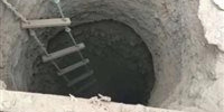 لليوم
      السابع..
      جهود
      مكثفة
      لاستخراج
      جثمان
      شاب
      رد
      عليه
      أصحابه
      أثناء
      التنقيب
      عن
      الآثار
      بالغربية - تكنو بلس