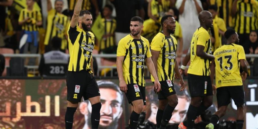 فحص طبي لثنائي الاتحاد لتحديد موقفه من مواجهة الشباب - تكنو بلس