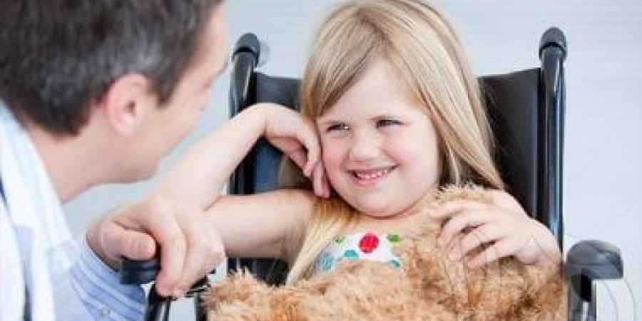 الحصول على أى خدمة أو ميزة مكفولة للأشخاص ذوى الإعاقة جريمة.. اعرف العقوبة