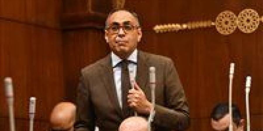 هانى
      سرى
      الدين
      ينتقد
      هيمنة
      الاستثمار
      الحكومي
      ويحذر
      من
      إهمال
      القطاع
      الخاص
      في
      خطة
      التنمية - تكنو بلس
