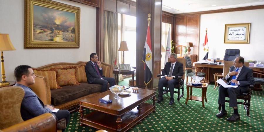 رئيس الأعلى للإعلام يستقبل نقيب الصحفيين لمناقشة عدد من ملفات العمل المشتركة