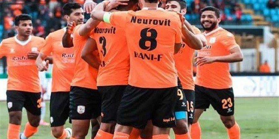 بث
      مباشر..
      مشاهدة
      مباراة
      فاركو
      وحرس
      الحدود
      في
      الدوري
      المصري - تكنو بلس