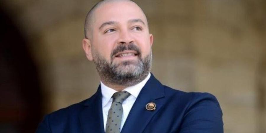 أندية
      الدوري
      المصري
      الممتاز
      تقرر
      تجديد
      الثقة
      في
      رابطة
      الأندية
      المحترفة
      بقيادة
      النائب
      أحمد
      دياب - تكنو بلس
