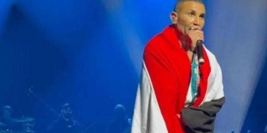 الفنان
      أحمد
      سعد
      يشعل
      حفل
      ملبورن
      ويرفع
      علم
      مصر
      وسط
      تفاعل
      جماهيري
      لافت - تكنو بلس