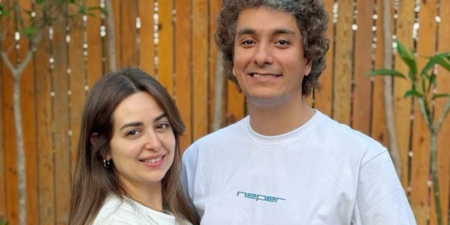 "بكلمات
رقيقة"..
هبه
مجدى
تهنئ
محمد
محسن
بعيد
ميلاده
..شاهد - تكنو بلس