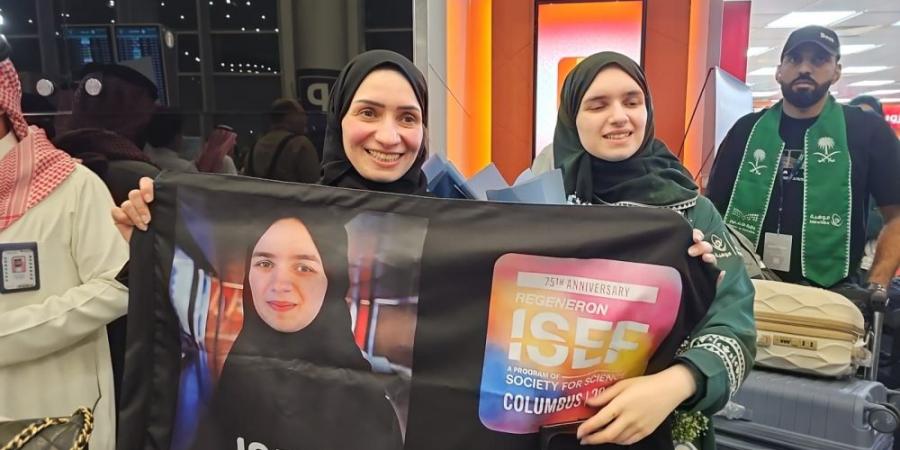 شاهد.. أول صور لوصول أبطال المملكة الفائزين في آيسف 2025 - تكنو بلس