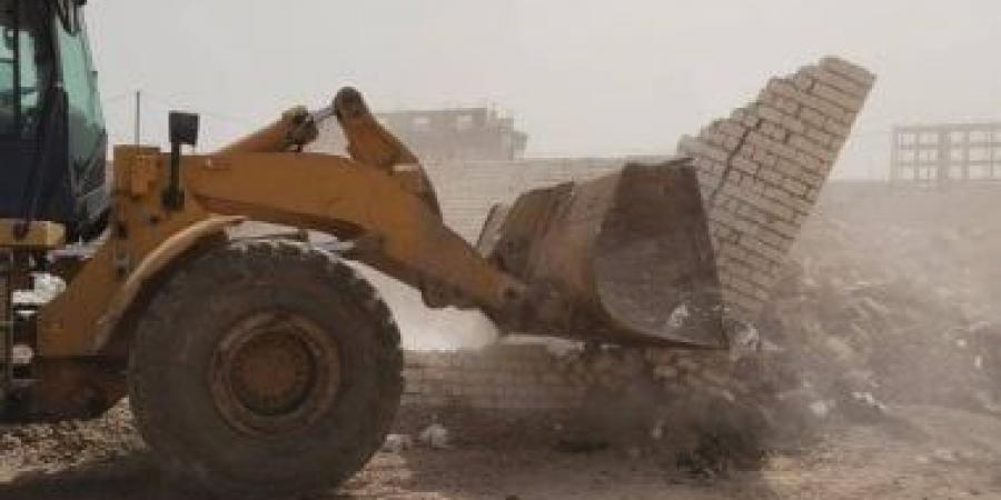 محافظ المنيا: إزالة 850 حالة تعديات على الأراضى الزراعية وأملاك الدولة
