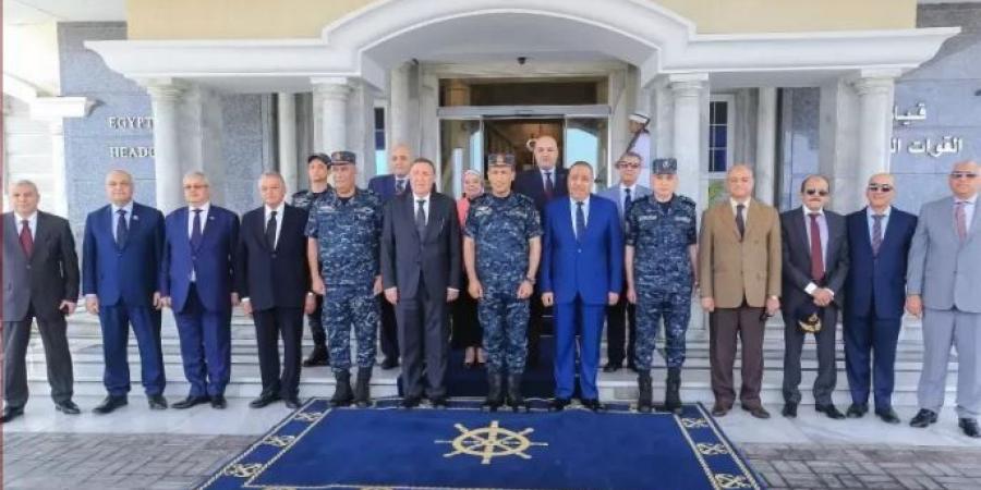 مصر..
      القوات
      البحرية
      تستقبل
      وفداً
      من
      أعضاء
      المحكمة
      الدستورية
      العليا - تكنو بلس