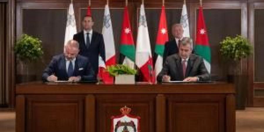 الملك
      ورئيس
      وزراء
      مالطا
      يشهدان
      توقيع
      اتفاقية
      ومذكرات
      تفاهم - تكنو بلس
