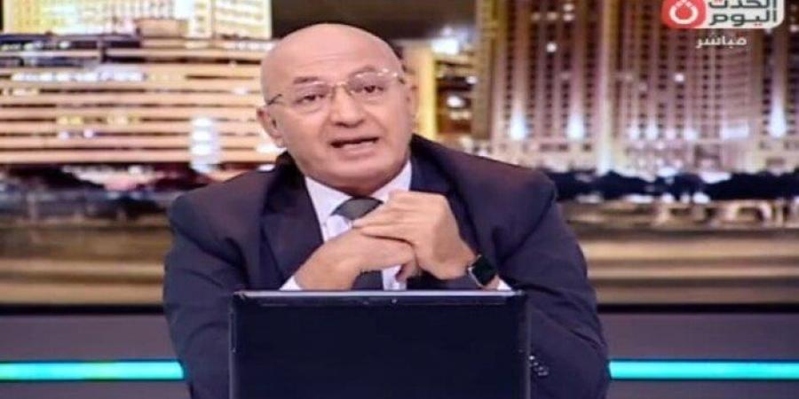«سيد
      علي»:
      نوال
      الدجوي
      فقدت
      زوجها
      وأبنائها
      والناس
      مش
      سايباها
      في
      حالها..
      فيديو - تكنو بلس