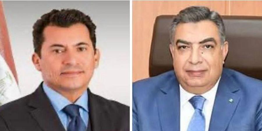 الوزير
أشرف
صبحى
الخميس
فى
المنصوره
وجمصه - تكنو بلس