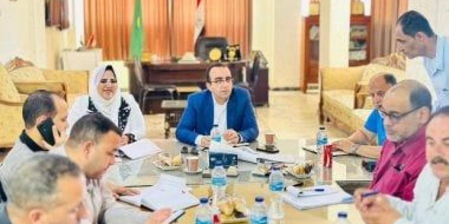 نائب محافظ الإسماعيلية يتابع تنفيذ تقنين واسترداد أراضى الدولة بأبو صوير
