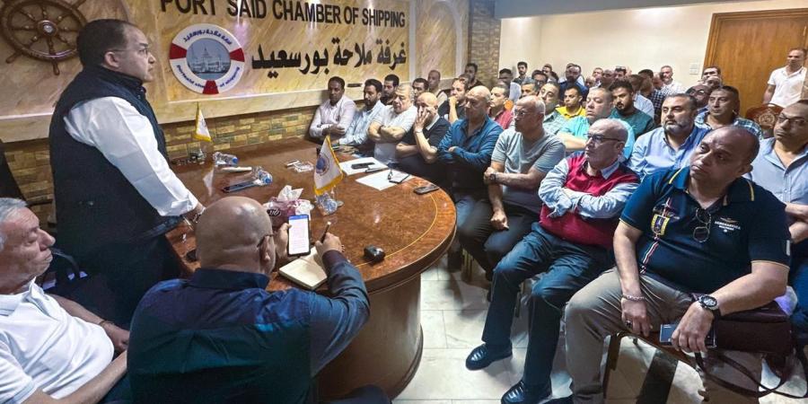 عموميةغرفةملاحةبورسعيدتناقش
تضررالمقاولون
من
عمل
شركةجمع
المخلفات - تكنو بلس
