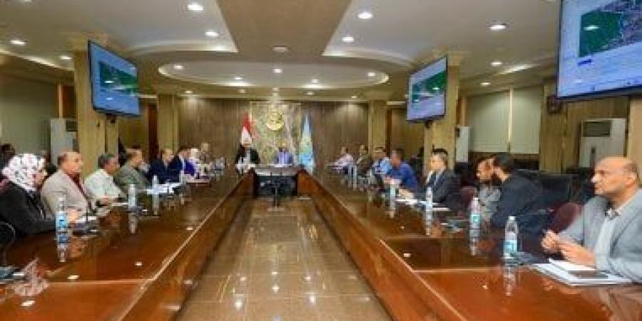 محافظ كفر الشيخ: تكاتف الجهود لحل أزمة الإسكان الممتدة منذ أكثر من عشرين عامًا