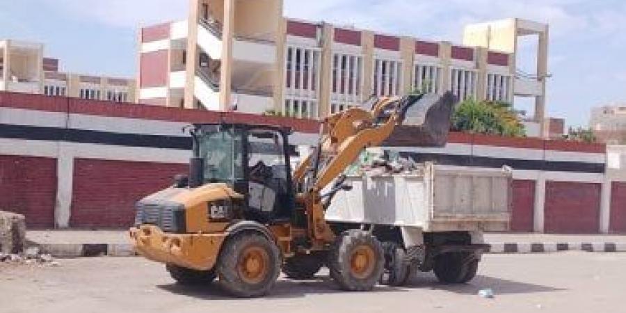 الوحدات المحلية بالإسماعيلية تواصل أعمالها فى رفع 8107 أطنان مخلفات خلال أسبوع