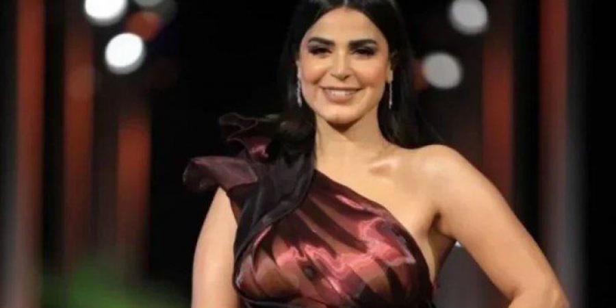 شاهد..
      رانيا
      منصور
      تبهر
      متابعيها
      بإطلالة
      جديدة
      لها
      على
      إنستجرام - تكنو بلس