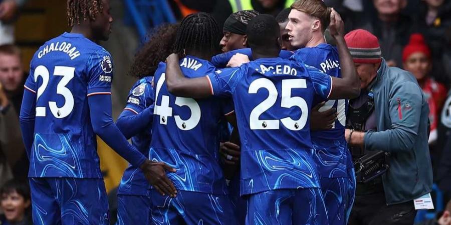 شاهد
..
فرحة
لاعبى
تشيلسى
بعد
التتويج
بلقب
دورى
المؤتمر
الأوروبى - تكنو بلس