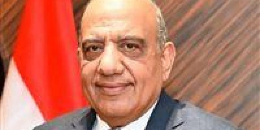 وزير
      الكهرباء
      يزور
      أكبر
      محطة
      للضخ
      والتخزين
      فى
      أوروبا
      ويلتقي
      رئيس
      مجموعة
      "E
      D
      F
      "
      الفرنسية - تكنو بلس