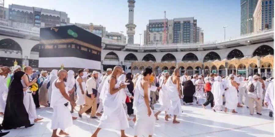 توافد
      الحجاج
      على
      المسجد
      الحرام
      لأداء
      طواف
      القدوم - تكنو بلس