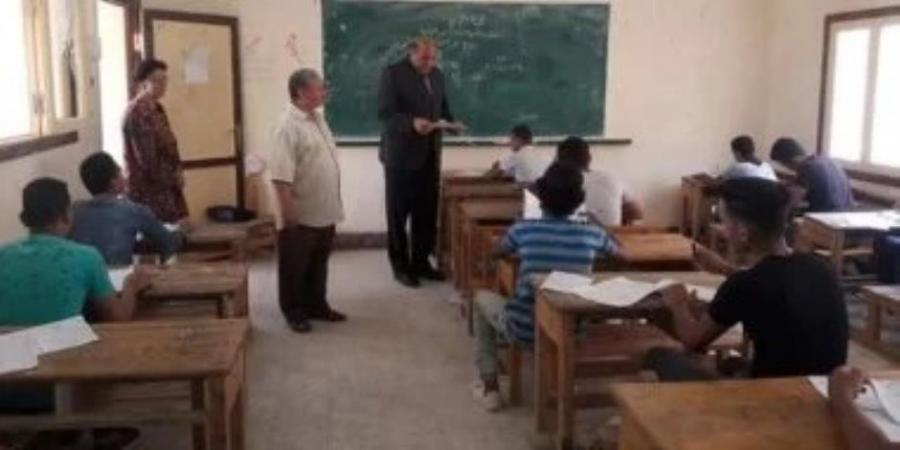 بعد بدء اللجنة .. صفحات الغش تنشر أسئلة امتحان الدبلومات الفنية - تكنو بلس