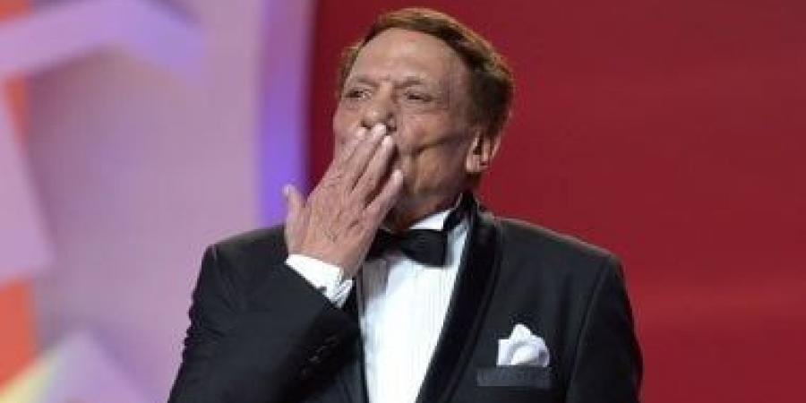 أشرف
زكى
يكشف
الحالة
الصحية
لـ
عادل
إمام:
الزعيم
بخير
ويتمتع
بصحة
جيدة
وبطلوا
شائعات - تكنو بلس