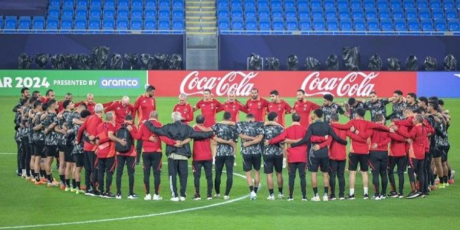 أحمد
شوبير
يعلن
قائمة
الأهلي
المشاركة
في
كأس
العالم
للأندية - تكنو بلس