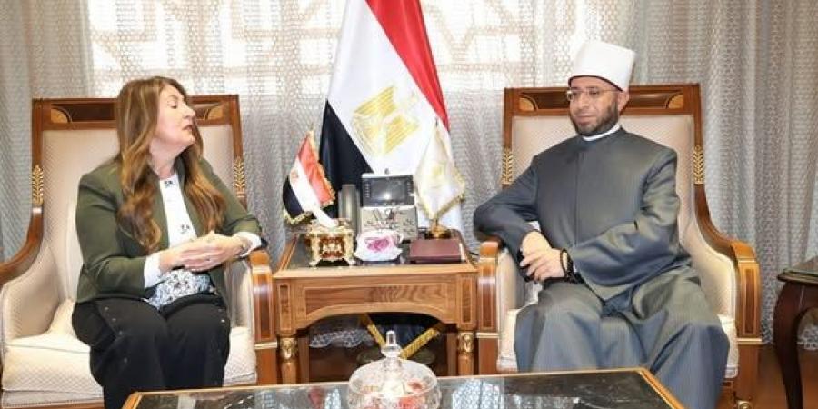 السفيرة
الأمريكية
بالقاهرة:
مصر
قلب
الإسلام
المعتدل
ودورها
لا
غنى
عنه
ولا
بديل
له - تكنو بلس
