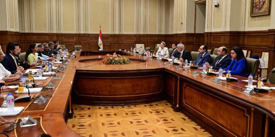 رئيس "خارجية النواب" يلتقى وفدا برلمانيا هنديا