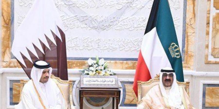 أمير
      الكويت
      يستقبل
      رئيس
      مجلس
      الوزراء
      ورئيس
      الوزراء
      القطري
      ويتسلم
      رساله
      خطية
      من
      أمير
      دولة
      قطر - تكنو بلس