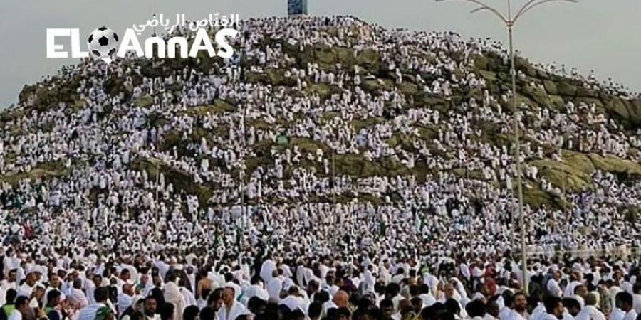 وزير
      الحج
      والعمرة
      يوجه
      الحجاج
      بالبقاء
      يوم
      عرفة
      داخل
      المخيمات
      من
      الساعة
      العاشرة
      صباحًا
      وحتى
      الرابعة
      عصرًا-القناص
      الاخباري - تكنو بلس