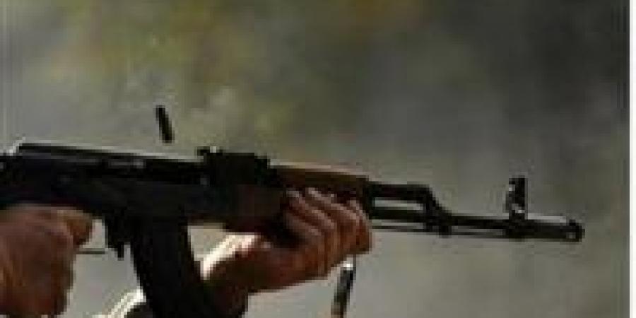 تفاصيل
      مقتل
      مزارع
      بسبب
      كوم
      رمال
      على
      يد
      أحد
      أقاربه
      في
      قنا - تكنو بلس