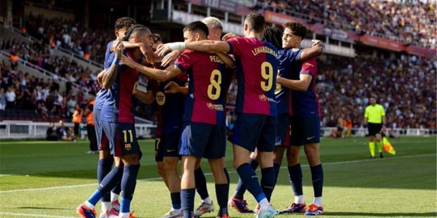 سبورت
:
برشلونة
يفتح
باب
الرحيل
لثلاثة
من
لاعبيه - تكنو بلس